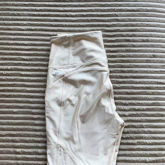 ✨ fabletics leggings! - Picture 6 of 6